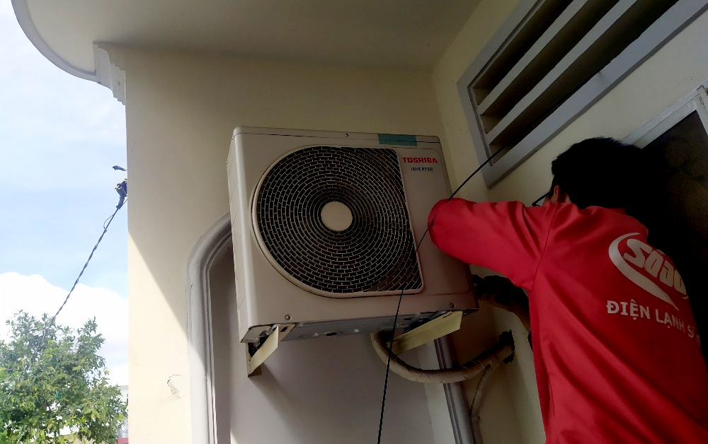 Điện Lạnh Số Đỏ hỗ trợ xử lý dàn nóng máy lạnh kêu to tận nhà
