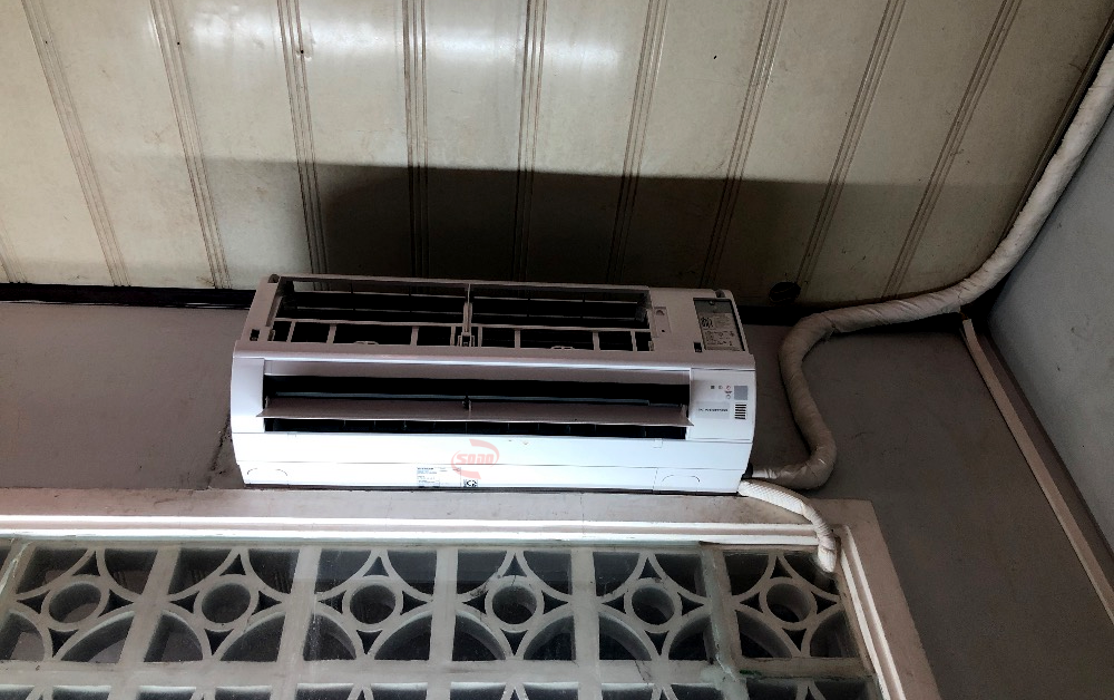 Máy lạnh chạy nhưng không mát vào thời điểm nắng nóng